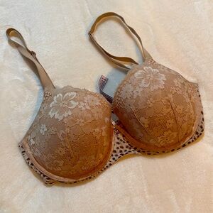 VICTORIAS SECRET BRA 34DD